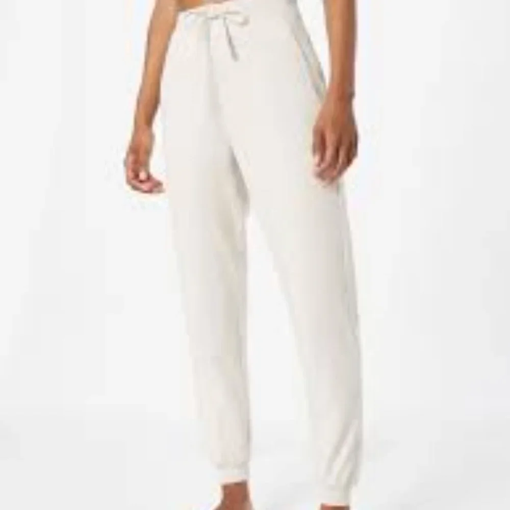 Nike yoga luxe